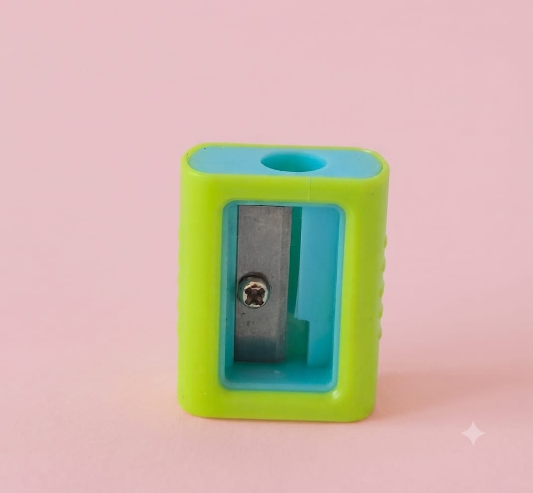 KidZilan Color Splash Mini Pocket Pencil Sharpener